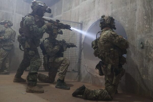 Shadows in the Night — GROM i JWK w Fort Carson