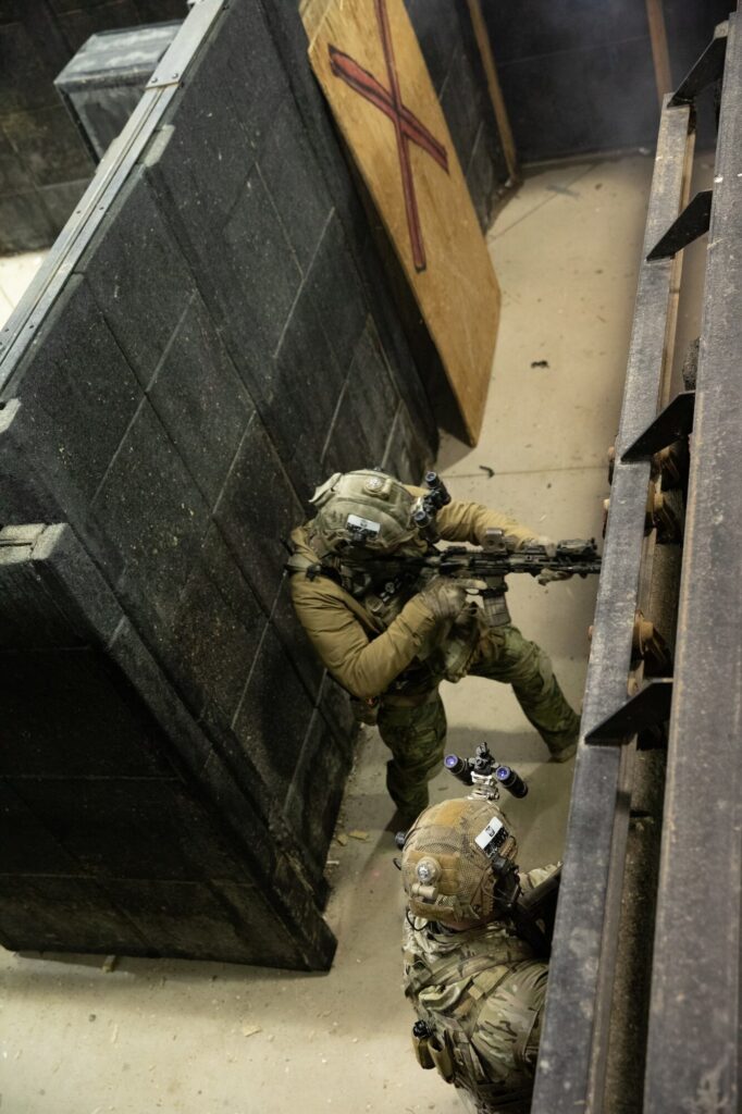 Shadows in the Night — GROM i JWK w Fort Carson