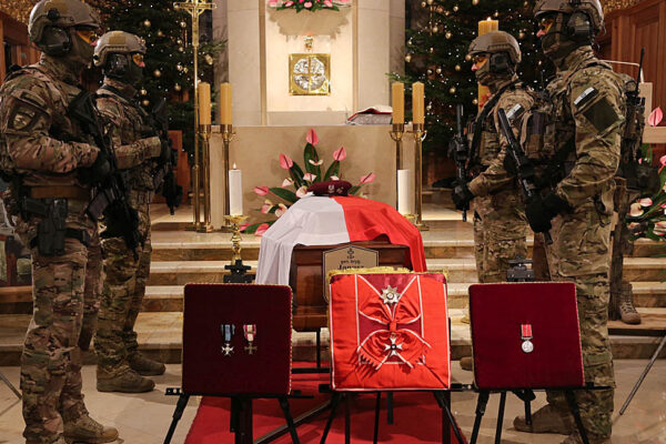 Państwowe uroczystości pogrzebowe gen. dyw. Janusza Brochwicz-Lewińskiego „Gryfa”