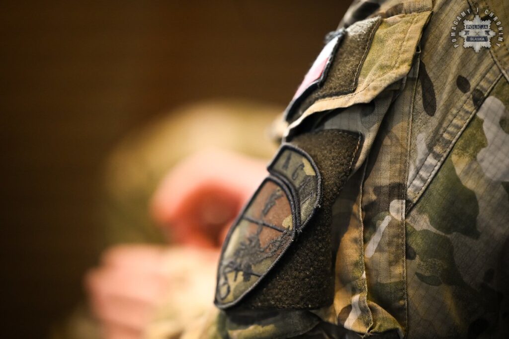 Jednostka Wojskowa AGAT i Jednostka Wojskowa Komandosów na szkoleniu ze śląską policją