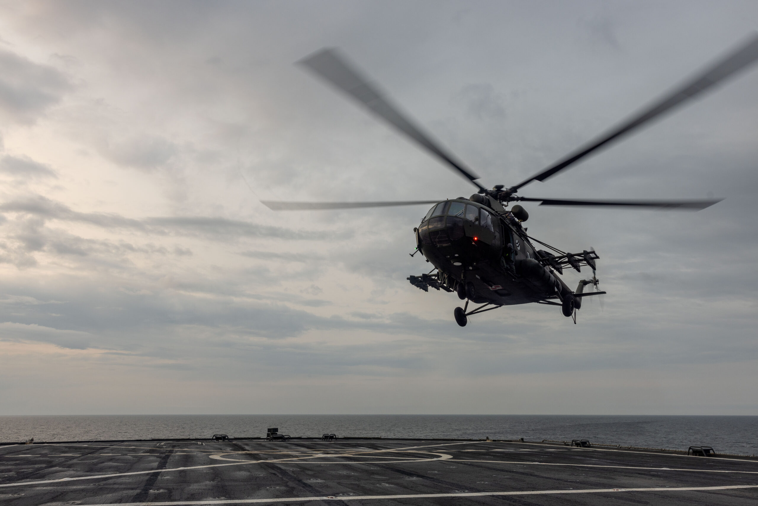Pilotka, której nie chciano. Jak powstawała 7. Eskadra Działań Specjalnych