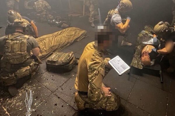 Szkolenie Paramedyków Sekcji Bojowej w Jednostce Wojskowej GROM. Fot. JW GROM