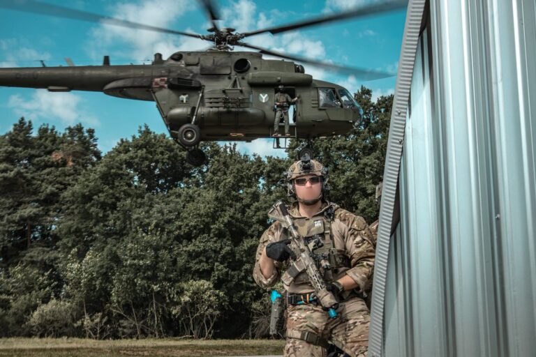 PJOS na Forces Cooperation Poznań 2026 – śmigłowiec Wojsk Specjalnych w międzyresortowym urban combat