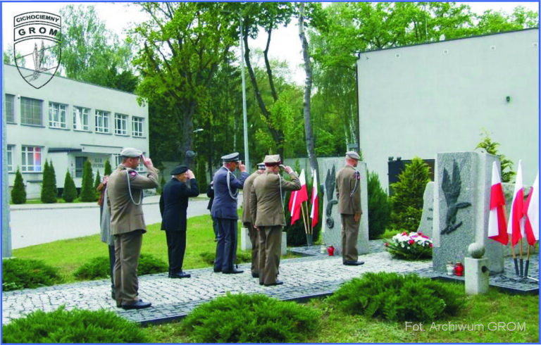 GROM Cichociemni – 31 lat od przejęcia dziedzictwa. Co oznacza jedyna taka „kontynuacja tradycji” w Wojsku Polskim